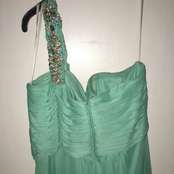 Prom Dress Excellent Condition!! - Picture 4 of 6